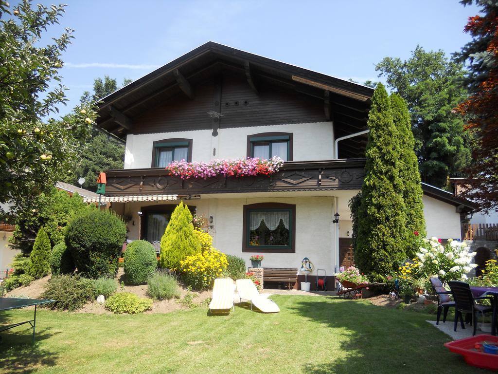 Ferienwohnung Gerti Kalt Lieserhofen Стая снимка