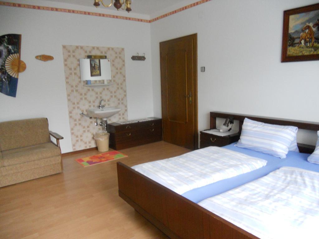 Ferienwohnung Gerti Kalt Lieserhofen Стая снимка